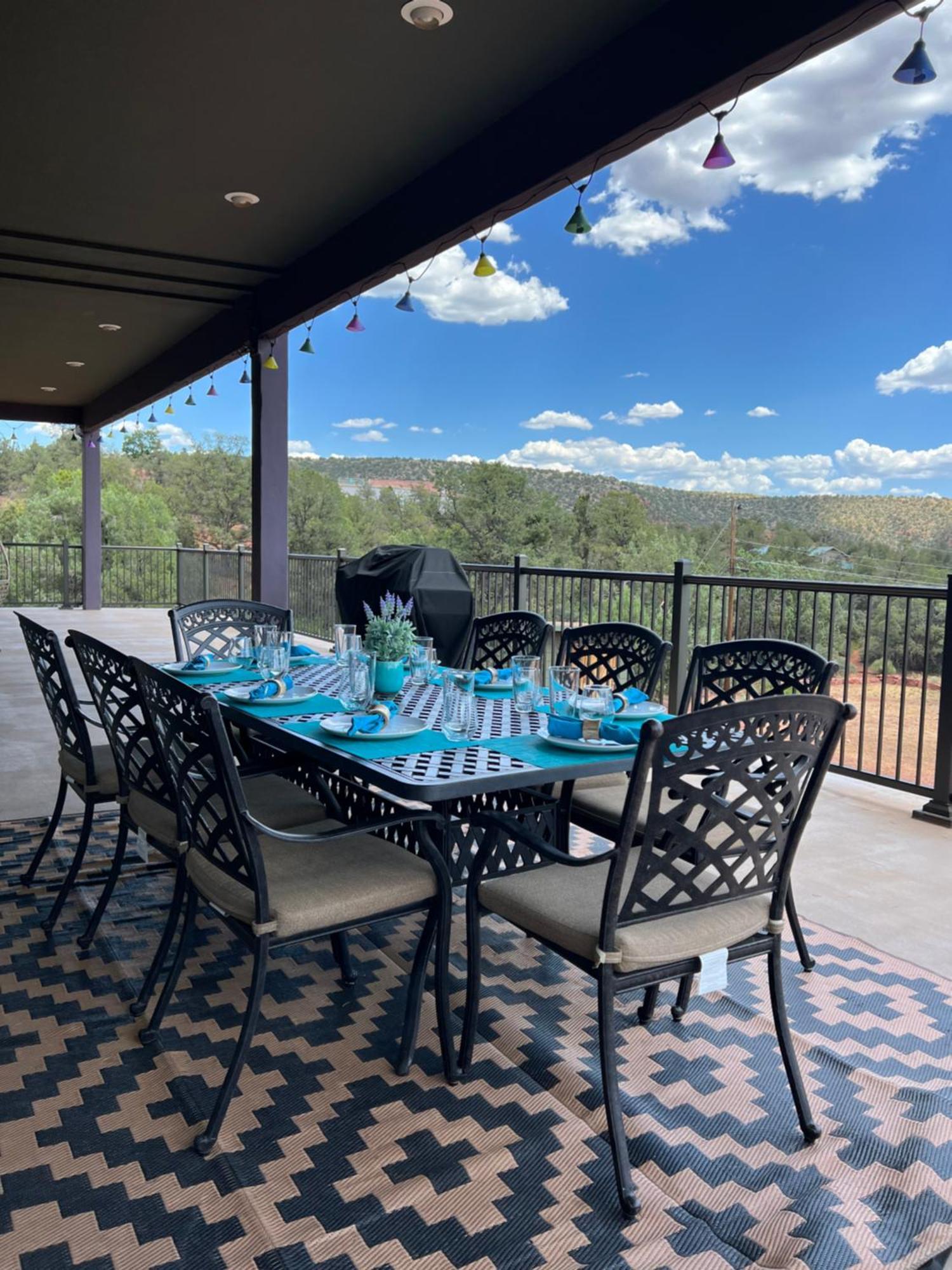 Close To Fresh Creek! Sleeps 12 ~ Amazing Views W/Serene Open Space ~ Hot Tub + Game Room ~ Trails Outside Sedona Dış mekan fotoğraf